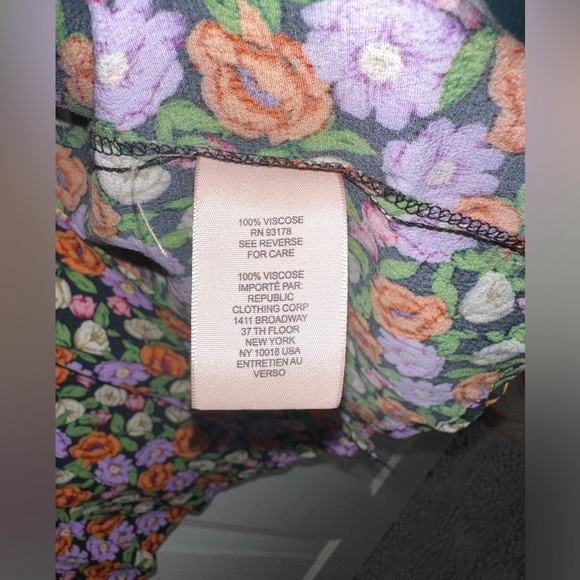 Philosophy Floral Skirt - Picture 4 of 7